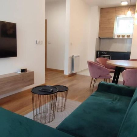 Snp City Center Lux Apartment Novi Sad Bagian luar foto