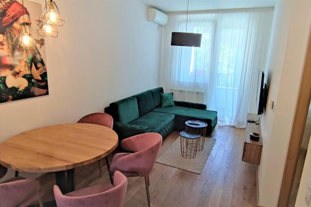 Snp City Center Lux Apartment Novi Sad Bagian luar foto